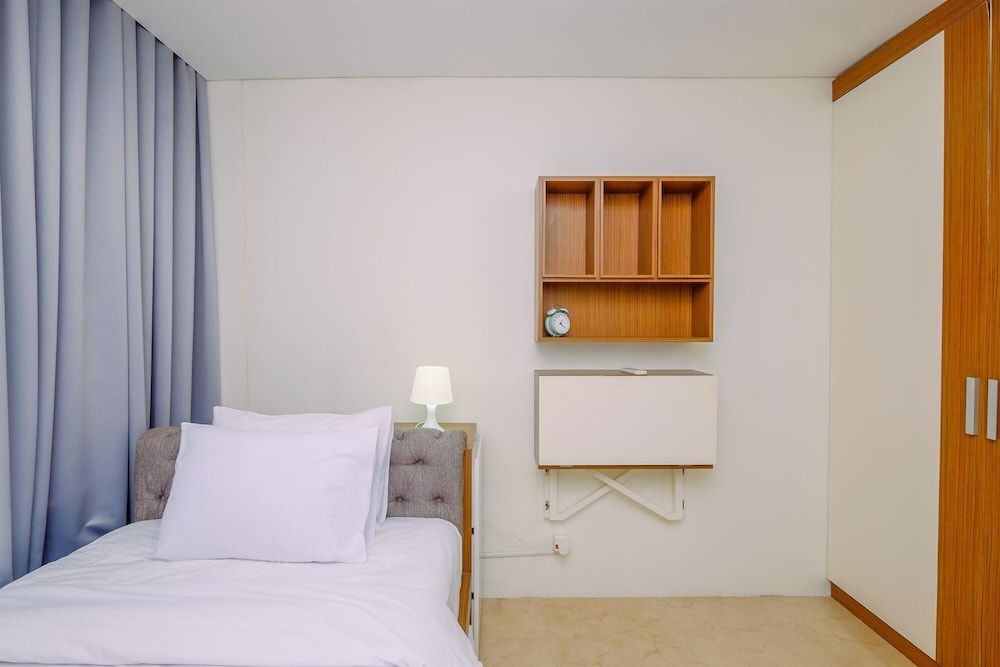 Elegant And Nice 2Br At L'Avenue Pancoran Apartment