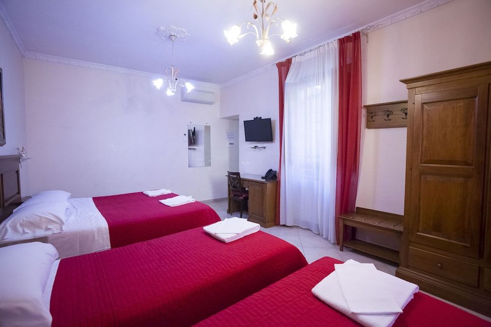 undefined Anthony House Via Villafranca 2