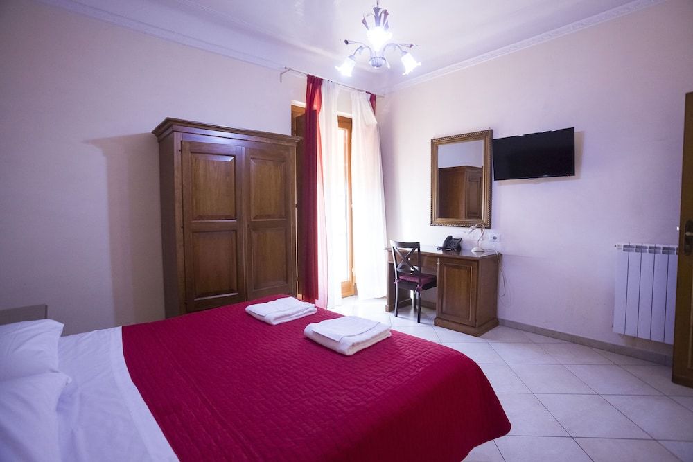 undefined Anthony House Via Villafranca 5