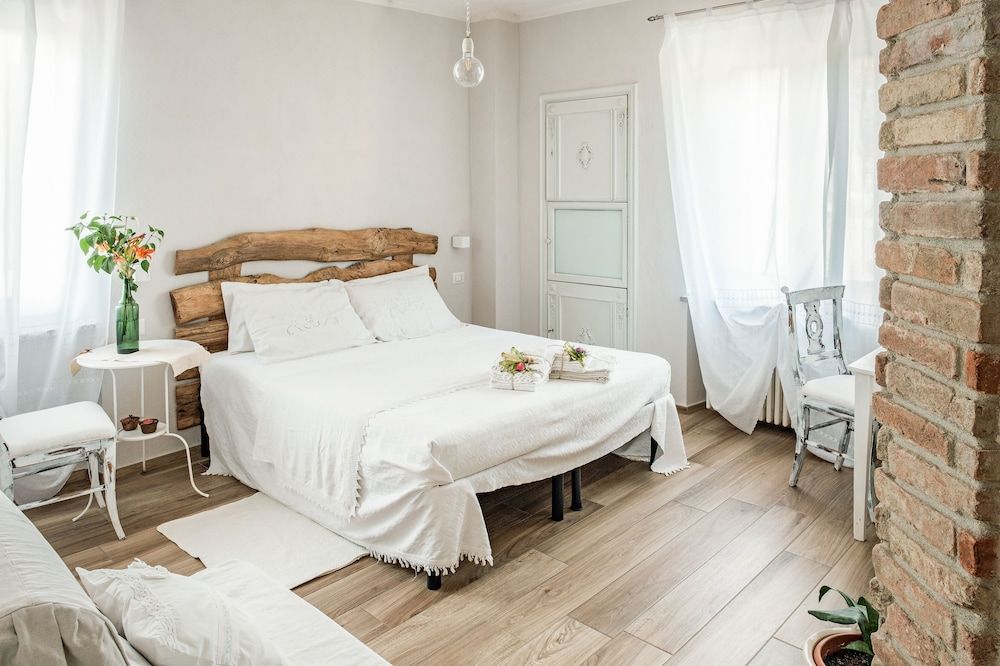 Deluxe Double Room, 1 Bedroom, Garden Area