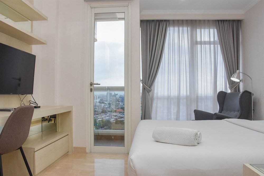 undefined Comfortable And Warm Studio Room At Menteng Park Apartment 7