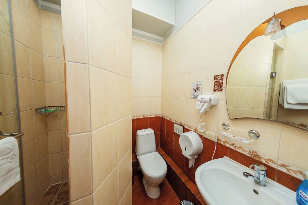 Hotel Ajour Basic Double Room, 1 Double Bed, Garden View 2