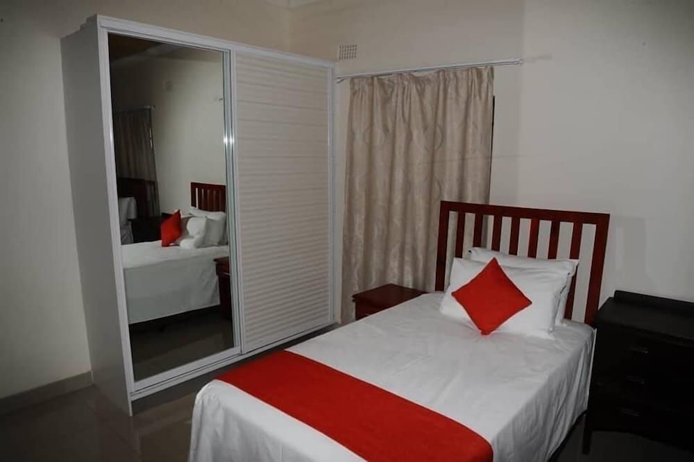 undefined Pillacol Guest House 10