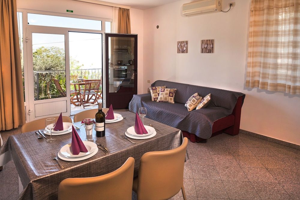 Villa Lidija Apartment, Terrace, Sea View 6