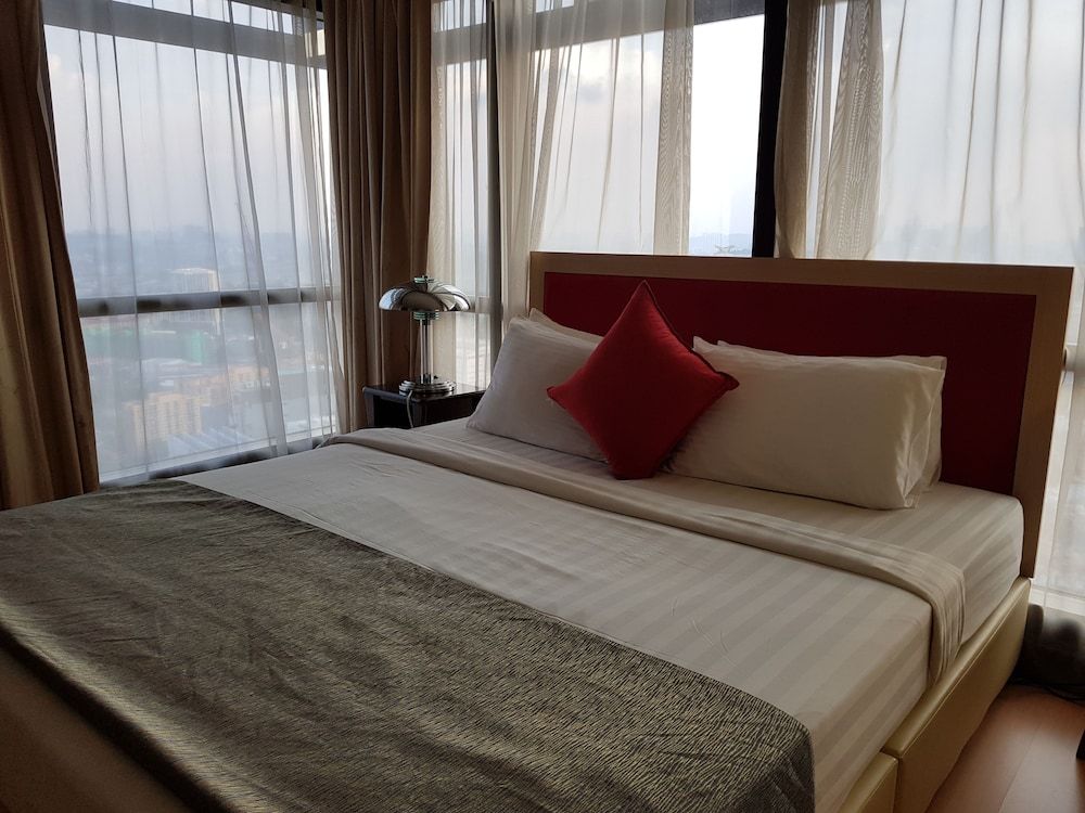KL Times Square Residence Standard Suite, 1 Bedroom 5
