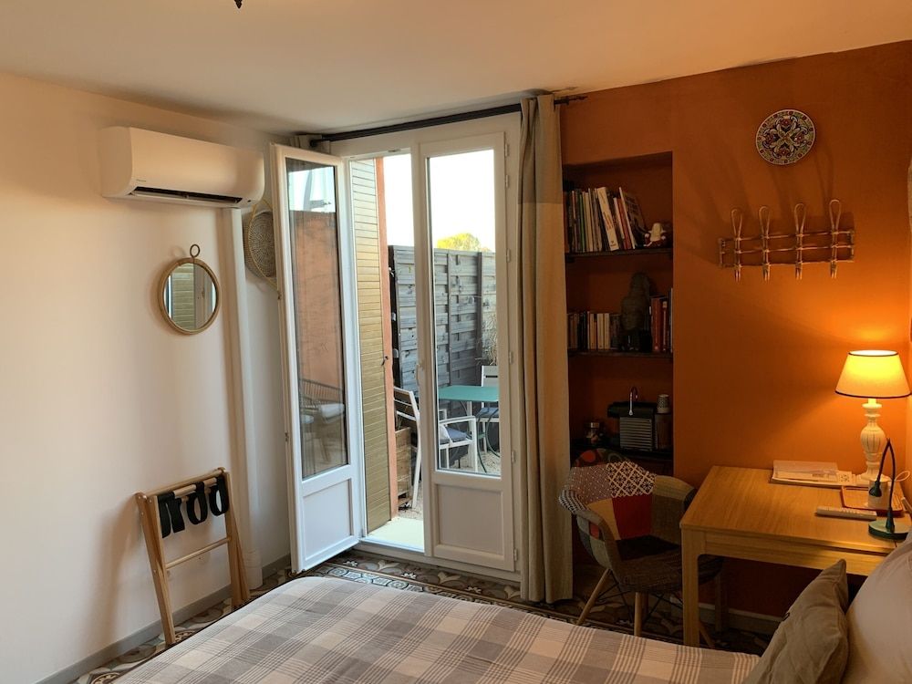 Lo Componaïro Comfort Double or Twin Room, Ensuite (Denise 1 er étage) 8