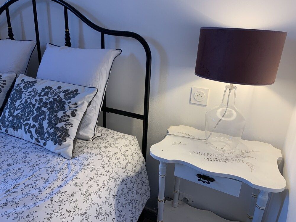 Lo Componaïro Double Room, Ensuite ( Isabelle,1er étage) 3