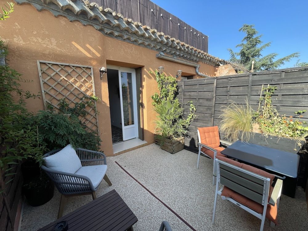 Lo Componaïro Comfort Double or Twin Room, Ensuite (Denise 1 er étage) 5