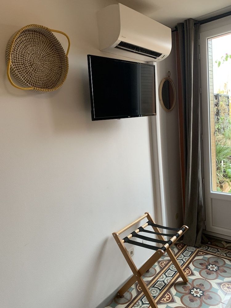 Lo Componaïro Comfort Double or Twin Room, Ensuite (Denise 1 er étage) 10