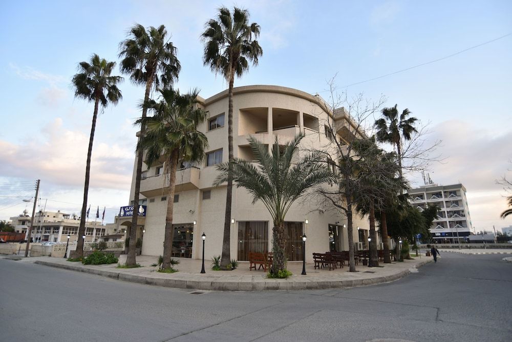 undefined Elysso Hotel 5