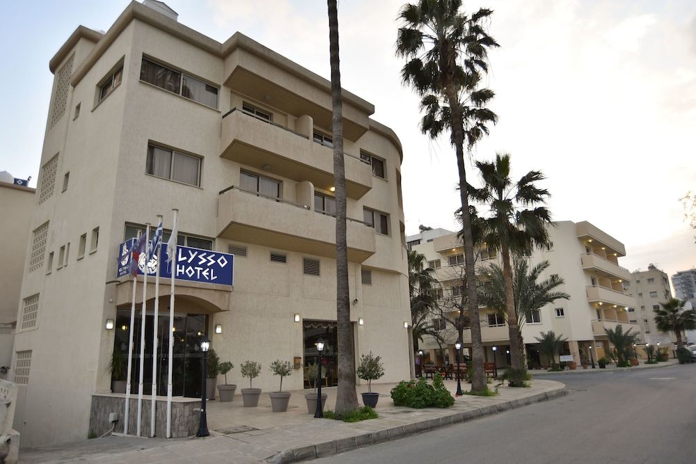 undefined Elysso Hotel 4