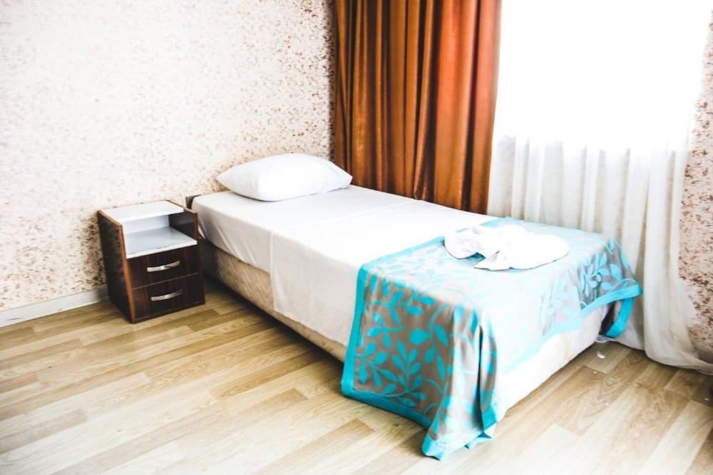 Bir Hotel Family Room 5