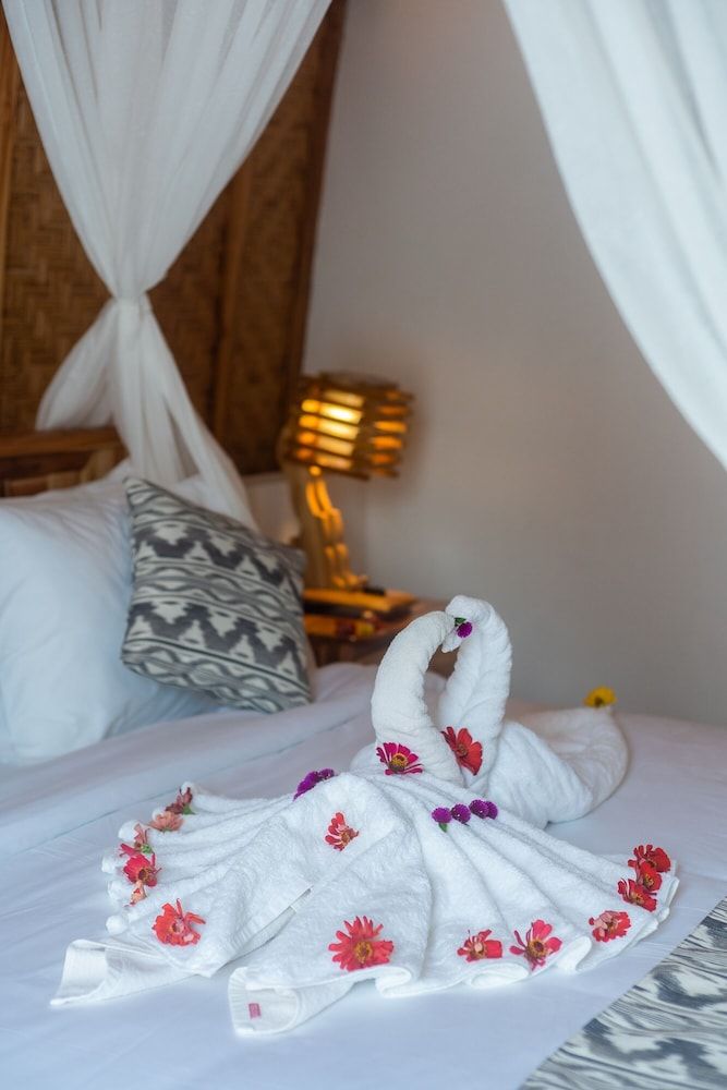 Penida Sunset Ocean View Bungalows Deluxe Double Room 8