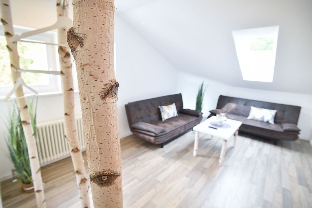 Habitat Esslingen Family Room 6