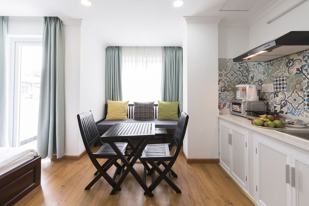 An Nhien Homestay Nguyen Van Troi Deluxe Studio, City View 20