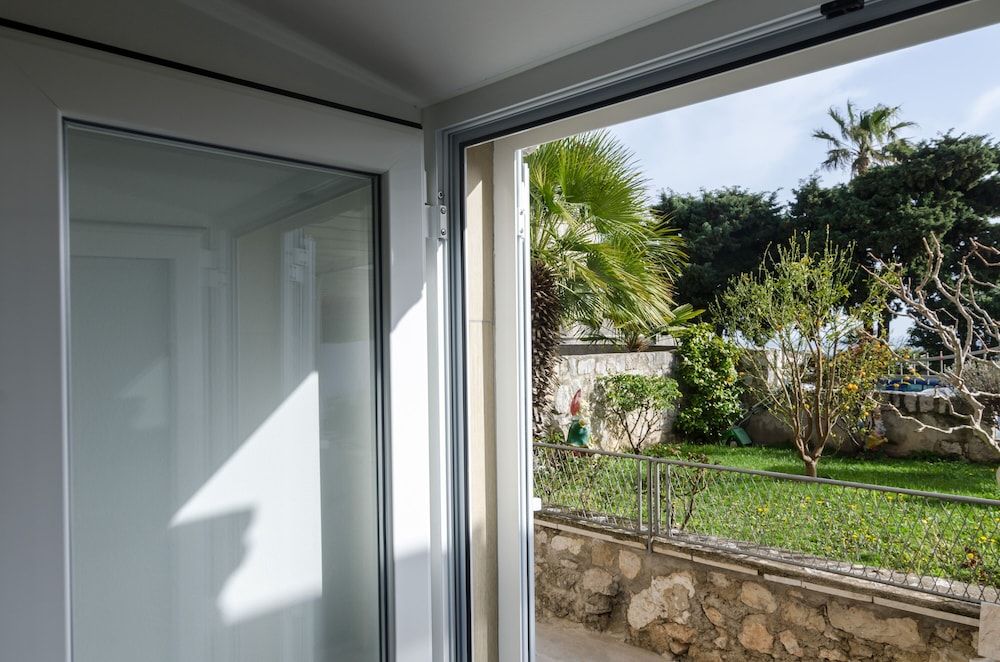 Apartments Kapelica Double Room (Twin or Double Room with Terrace) 9