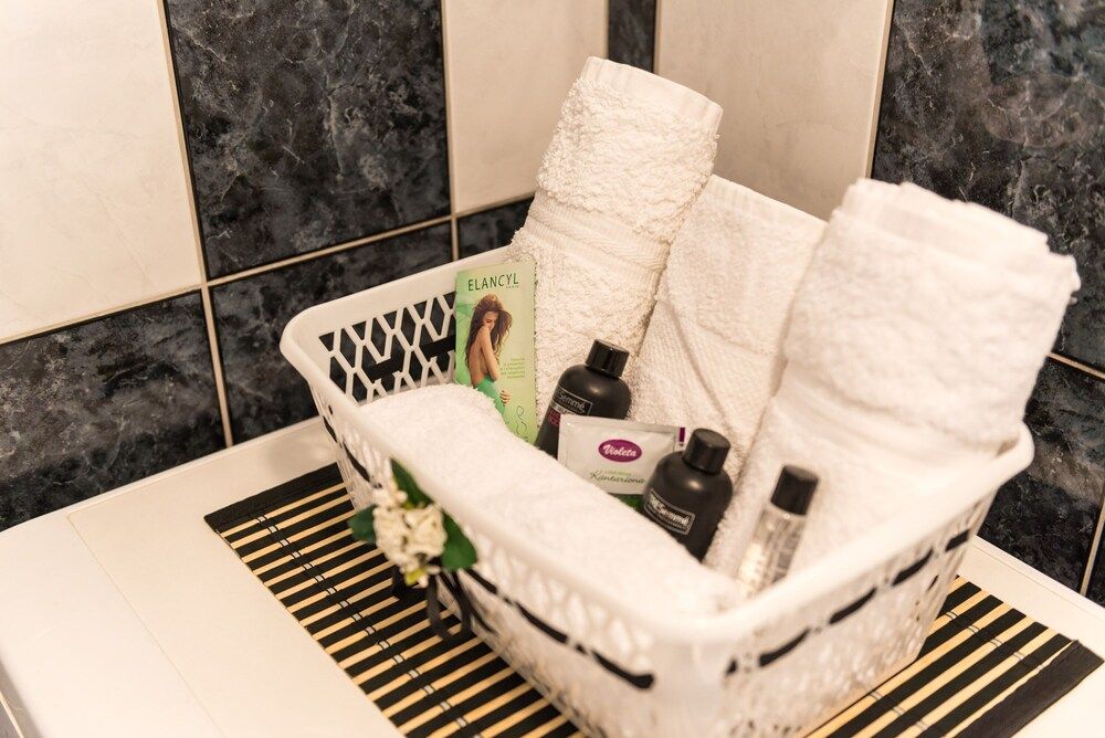 Apartments Kapelica Studio (Studio Apartment) 13