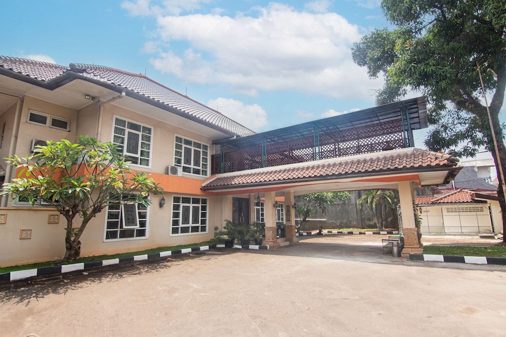 undefined Puri Sawo Manila 6