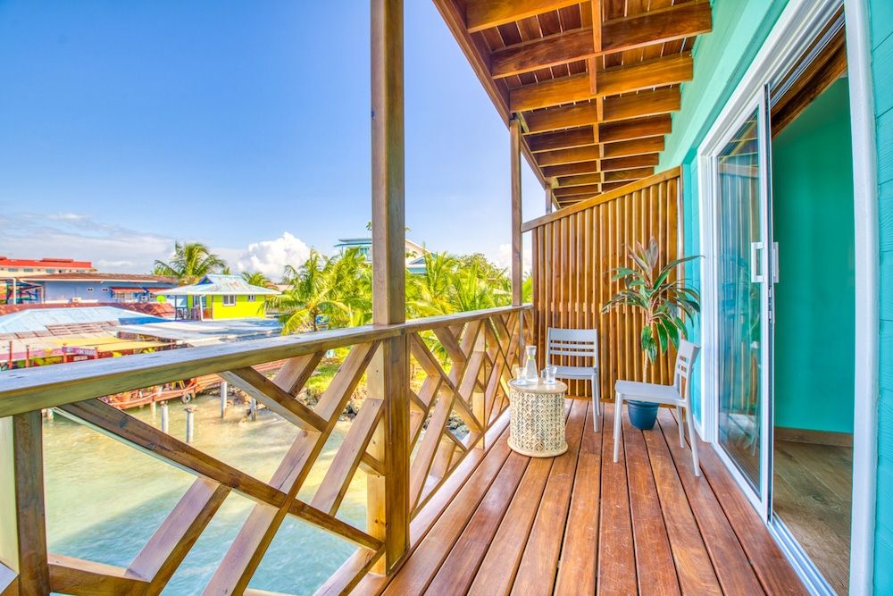 Bambuda Bocas Town - Hostel Oceanview Premium Queen Room 4