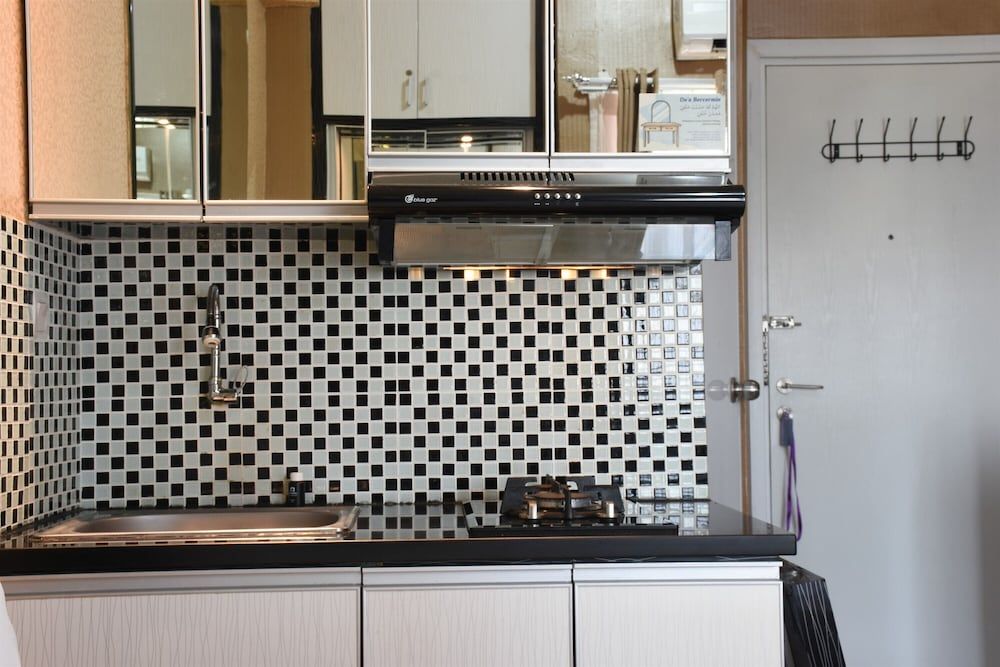 undefined Cozy Stay Studio Room at Green Pramuka City Apartment 7