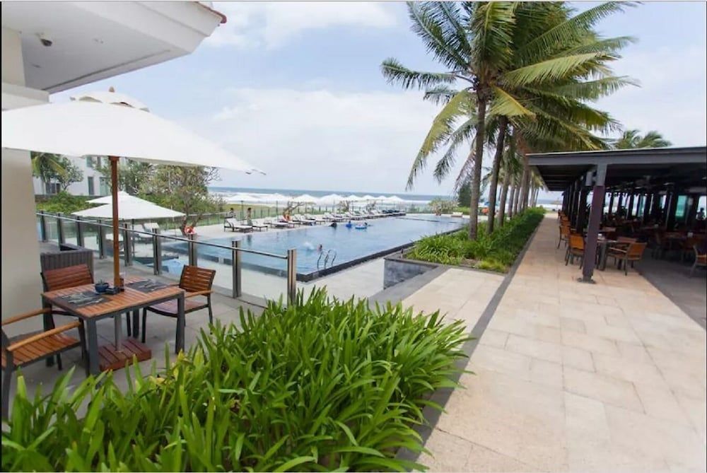 Beach Bar