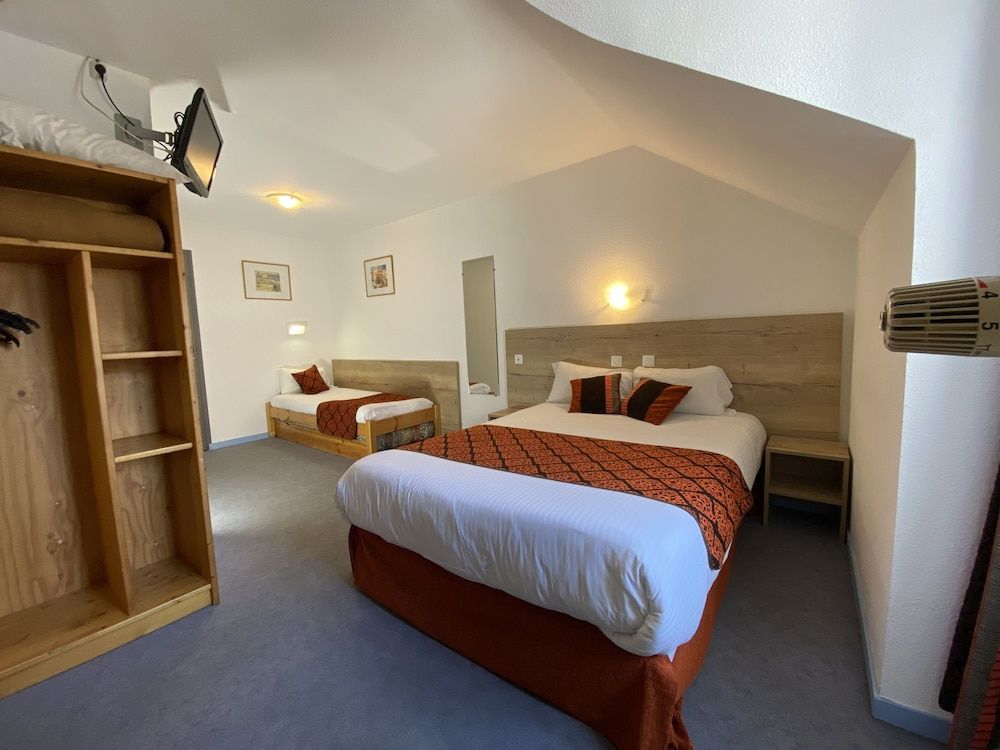 Comfort Triple Room