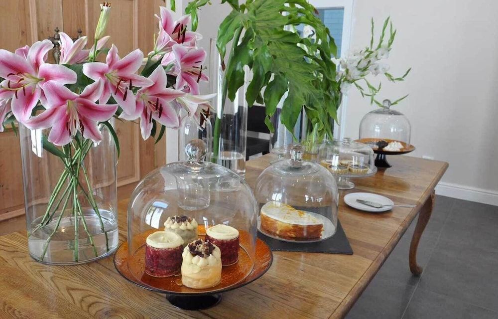 undefined Willets Hotel 2