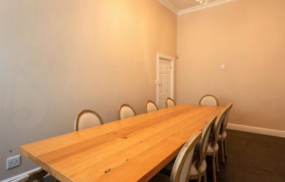 undefined Willets Hotel