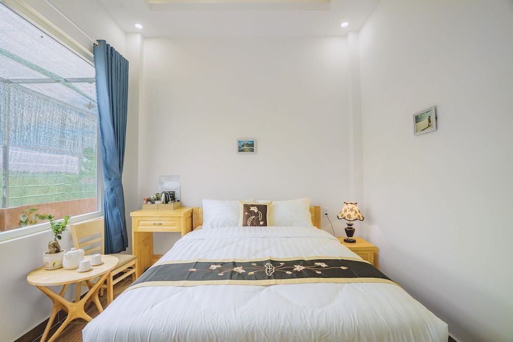 May Trang Villa Deluxe Double Room, 1 Queen Bed 5