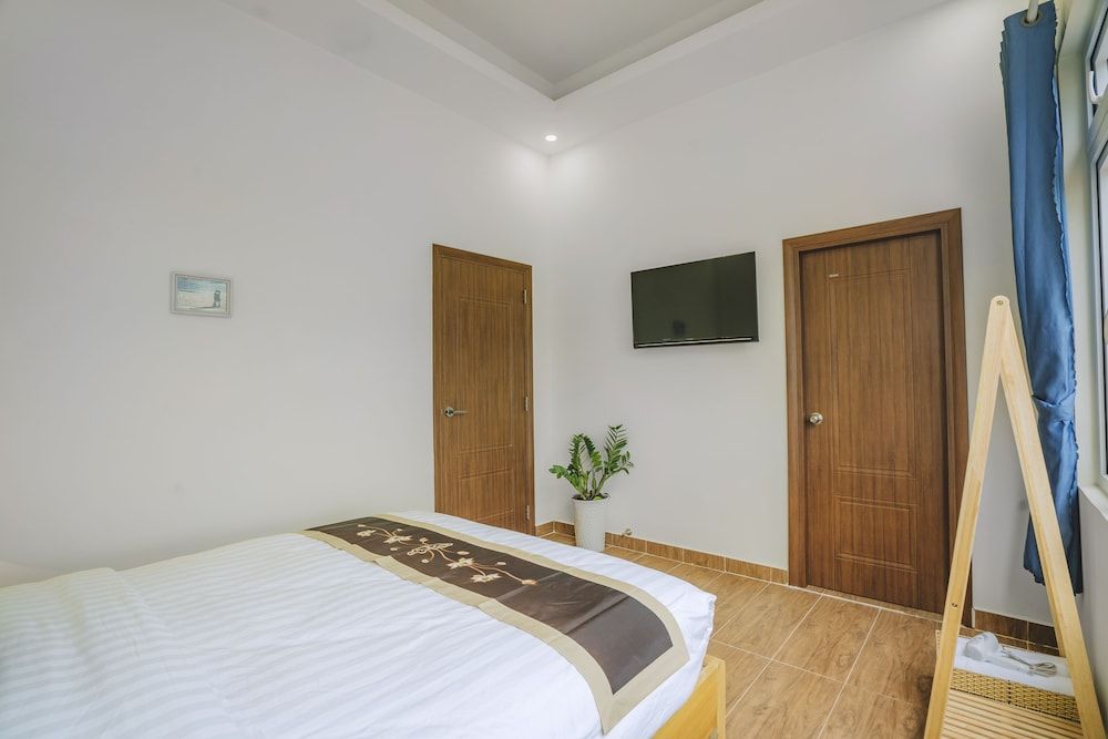 May Trang Villa Deluxe Double Room, 1 Queen Bed 6