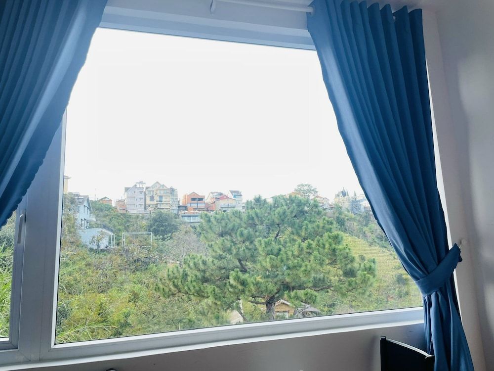 May Trang Villa Deluxe Double Room, 1 Queen Bed 9