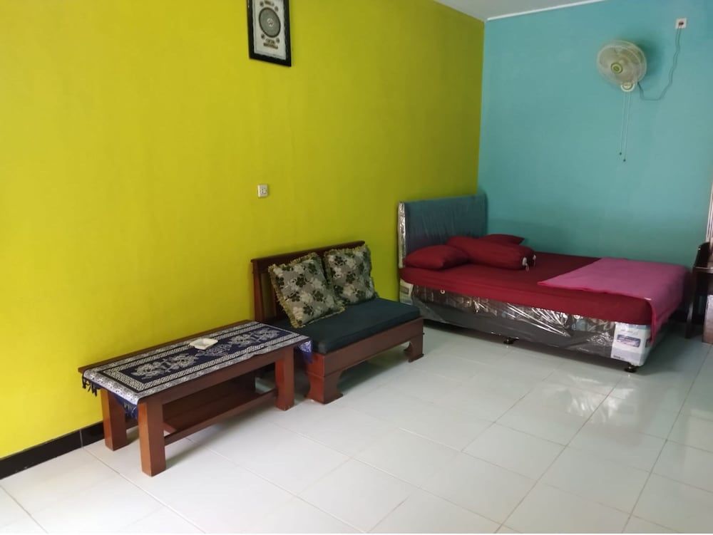 Homestay Punokawan Borobudur Standard Room, 1 Queen Bed, Non Smoking 5