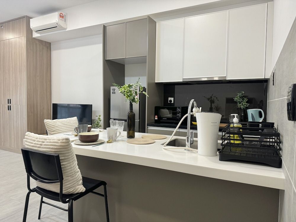 Bell Suites Deluxe Studio 34