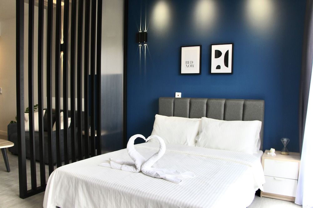 Bell Suites Deluxe Studio 2