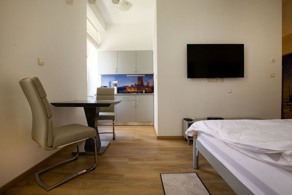 undefined Gajeva 4 6