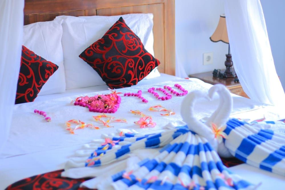 The Box Paradise Bungalow Deluxe Double Room, Pool View 4