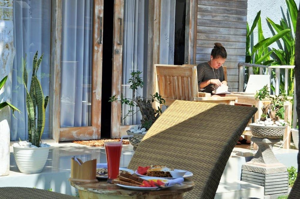 undefined The Box Paradise Bungalow 6