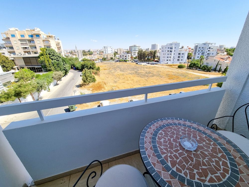 undefined Springfield Park Apartment 8