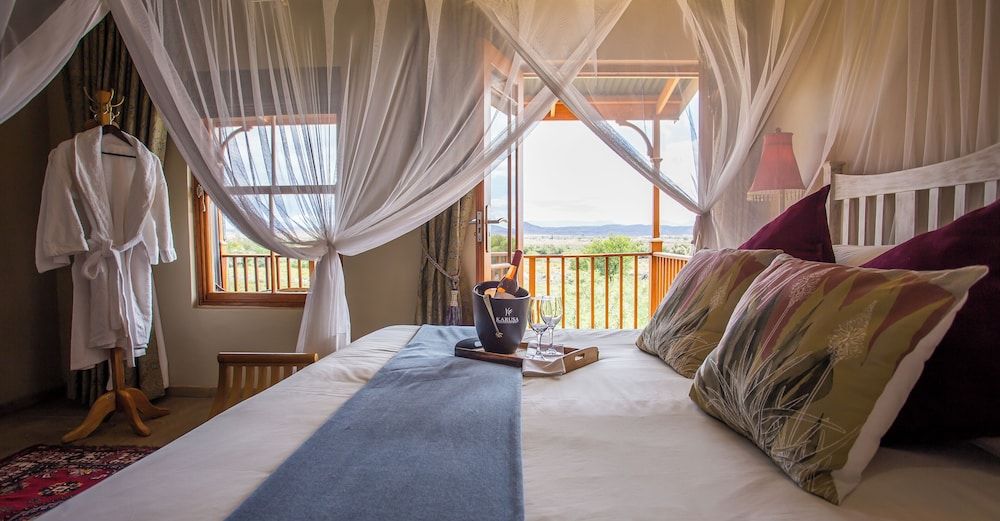 De Zeekoe Guest Farm Luxury Room, Mountain View 9