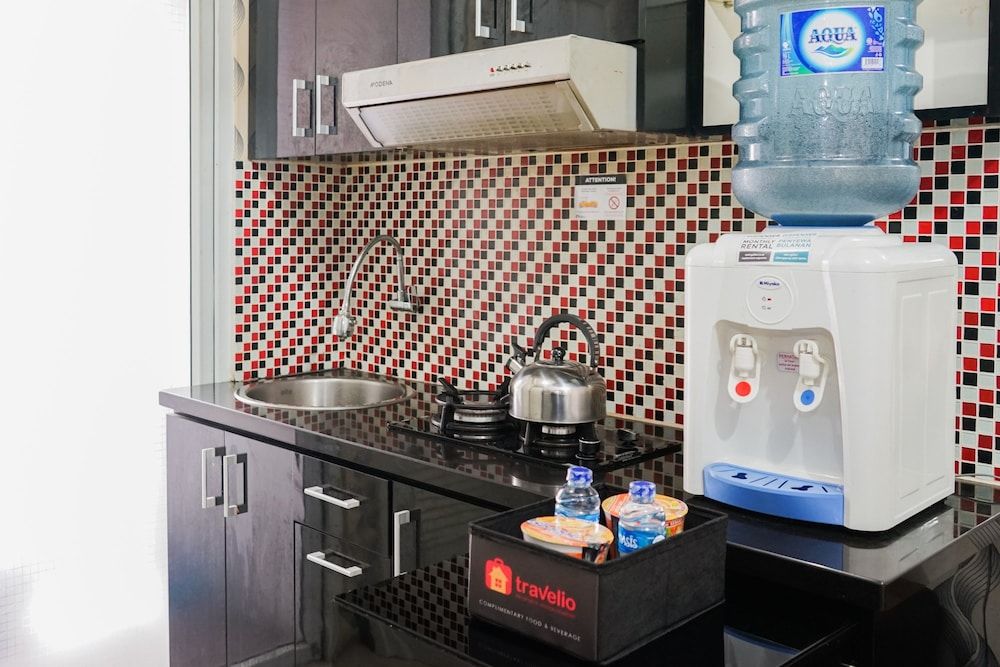 Comfy and Clean 2BR Green Pramuka Apartment Room 14