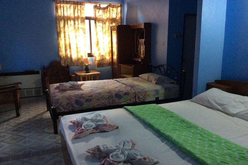 Baan Natcha Basic Room with Air Con