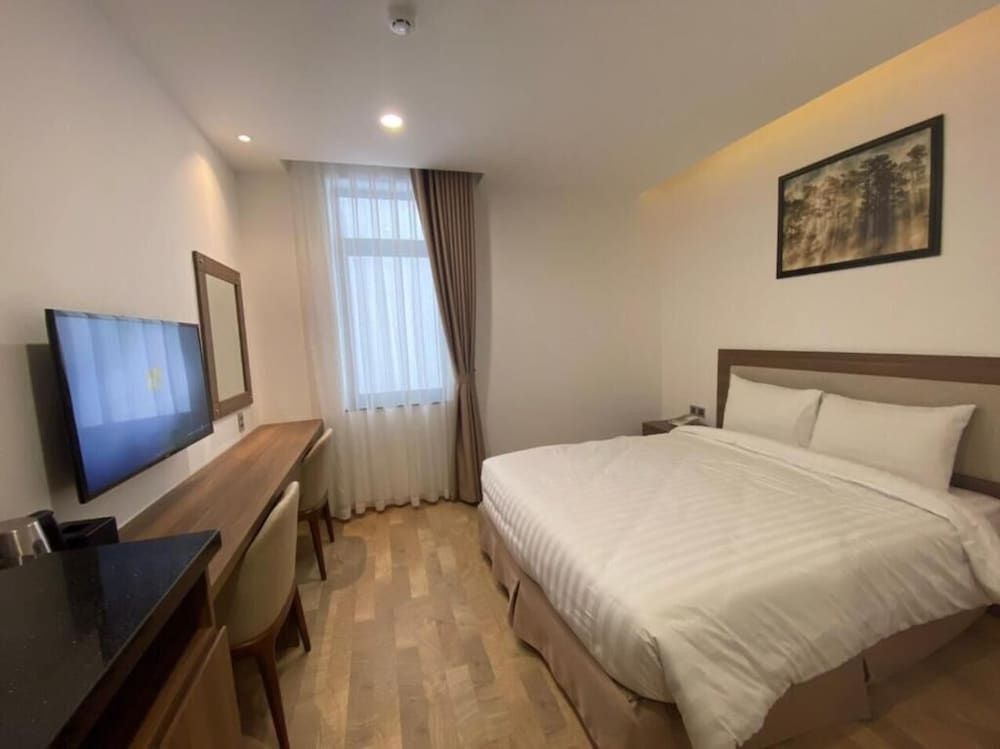 Q Hotel Dalat Superior Double Room 6
