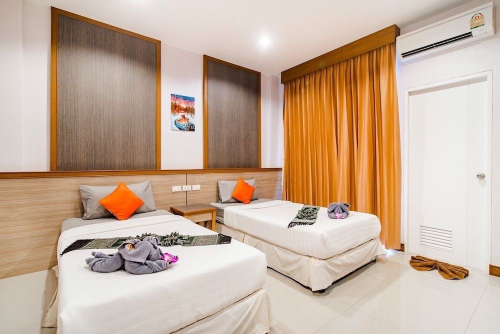 Phusamor Hotel Standard Twin Room 8