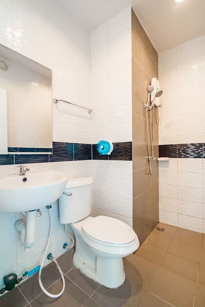 Phusamor Hotel Standard Twin Room 9