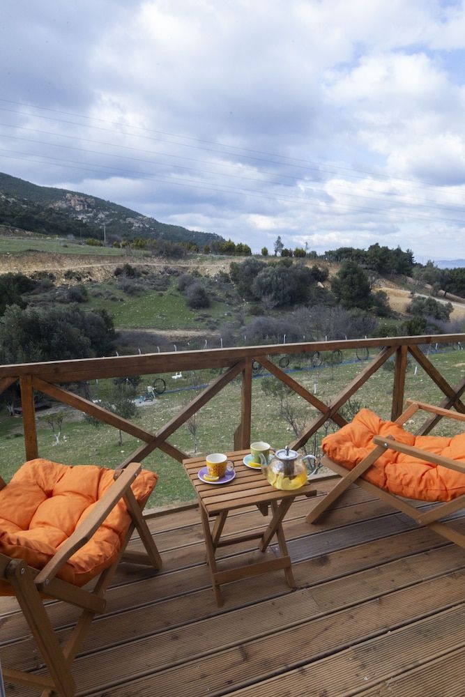 GAIA Kozbeyli Bungalow with Fireplace and Jacuzzi