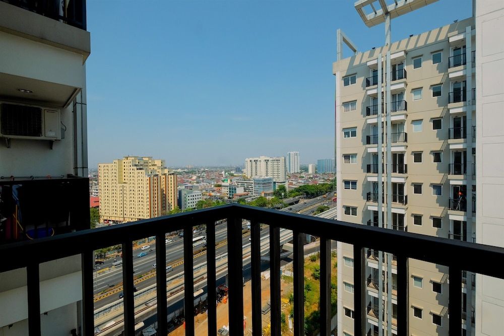 undefined Modern And Simple Studio Signature Park Grande Apartment 3