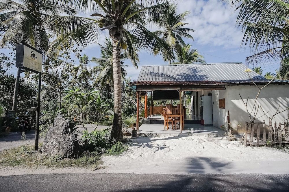 undefined Penida Lapaya Garden 3