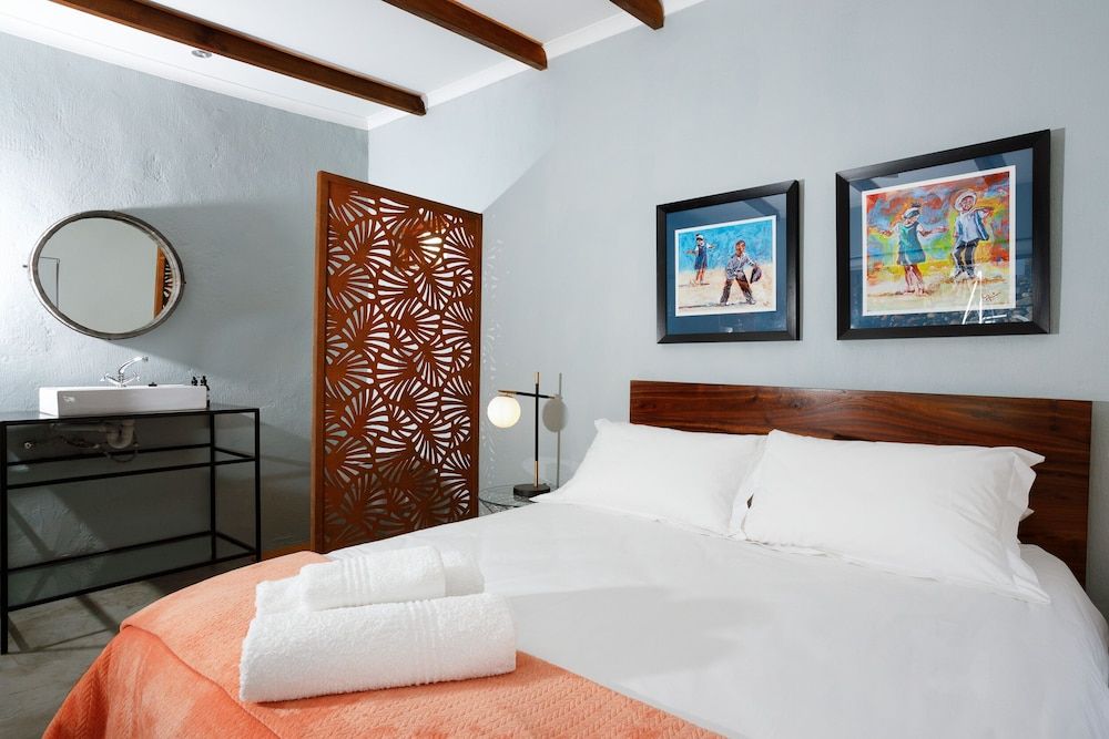 Rus In De Rust Classic Studio Suite 2