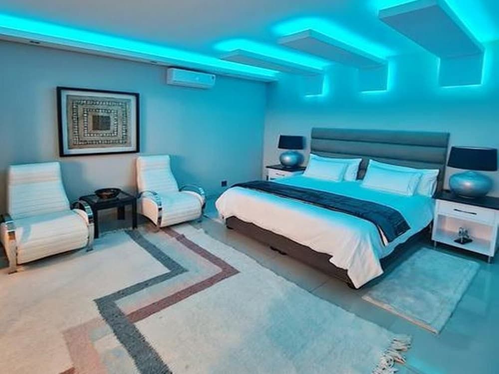 Weston Guest House Presidential Studio Suite 7