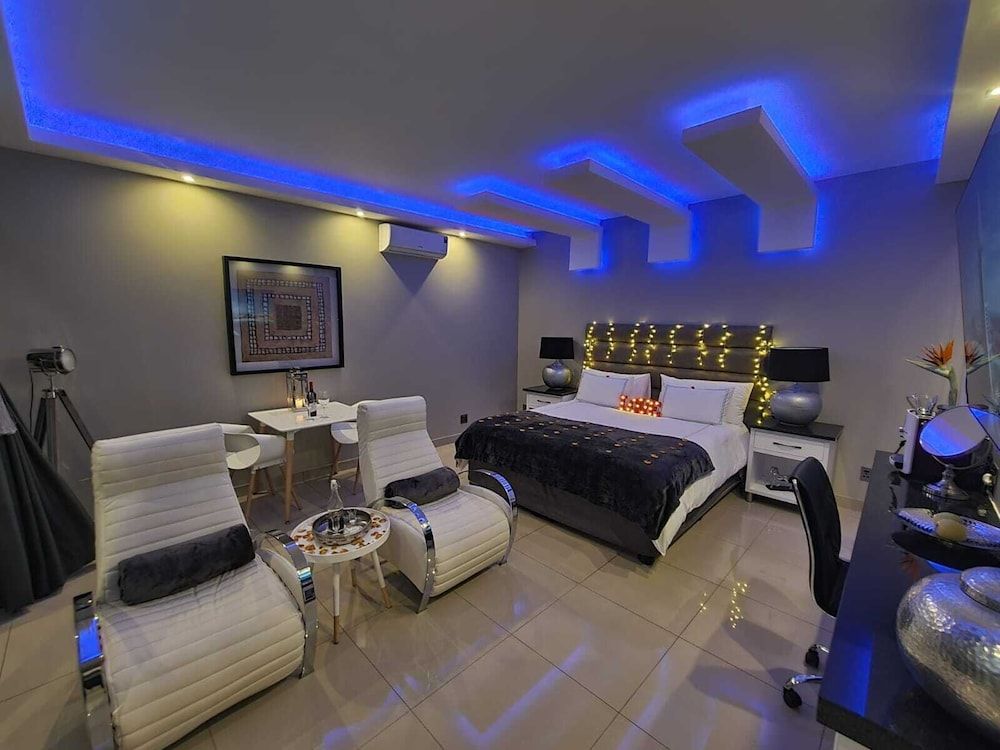 Weston Guest House Presidential Studio Suite 10